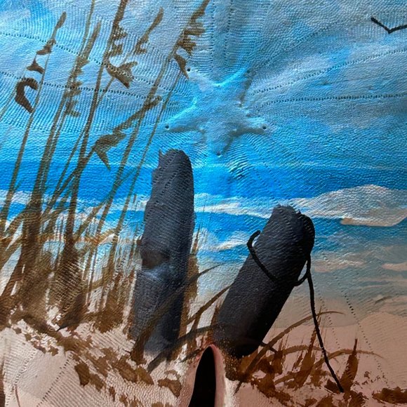 Large Hand Painted Beach Scene on Sand Dollar, signed by Arist - Picture 3 of 5